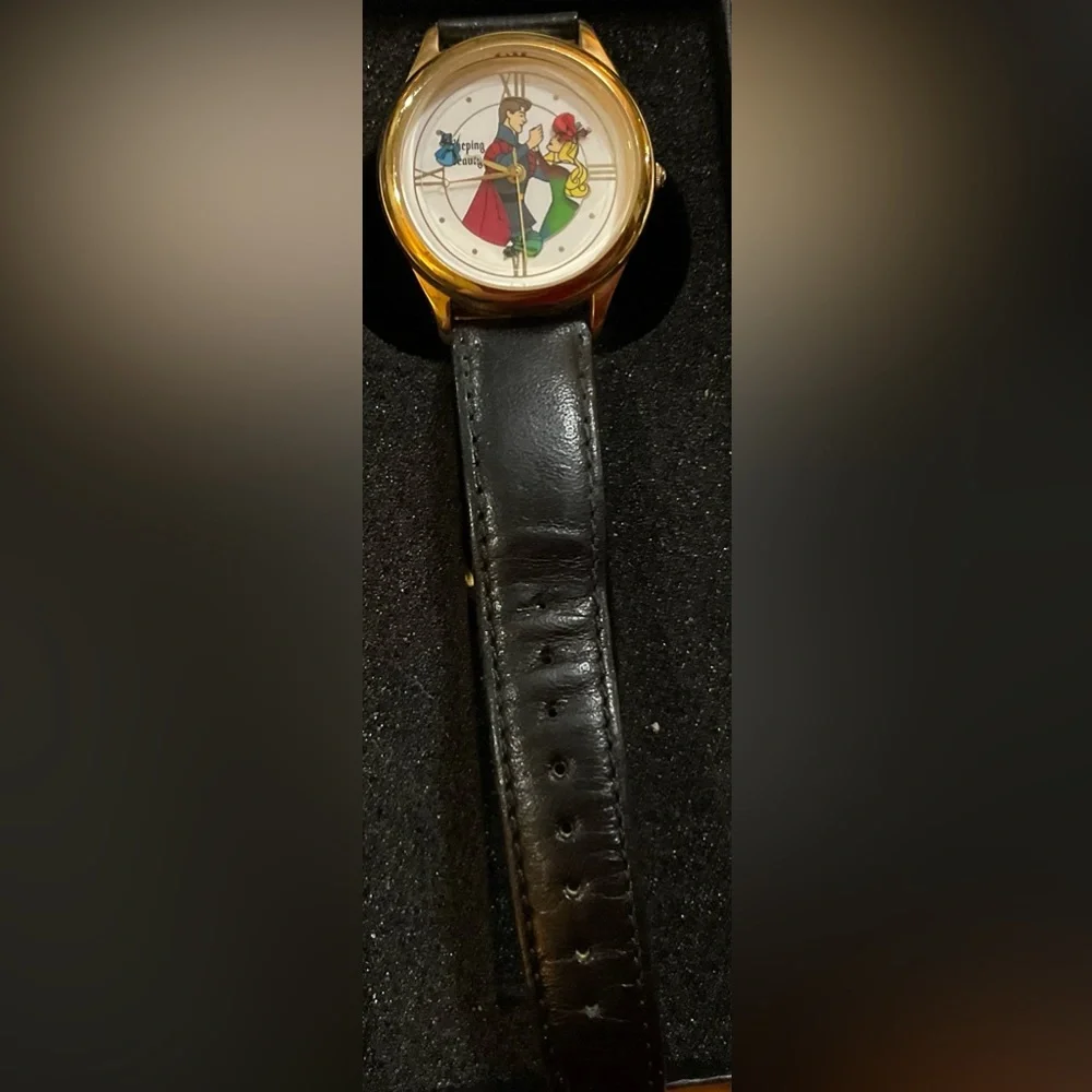 Disney: Classic Sleeping Beauty women limited edition collectors wrist watch.